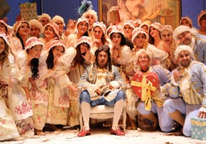 DON PASQUALE Muhteem Prmiyerin Ardndan Tekrar Sahnede